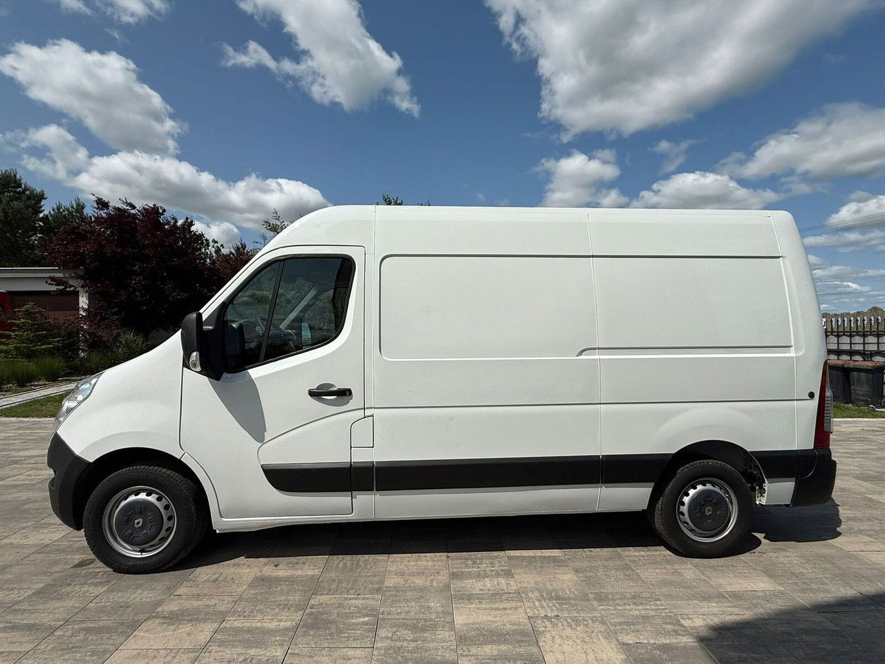 Renault Master 2.3 Blaszak Klimatyzacja Hak Kamera cofania - Furgon: slika 5 Renault Master 2.3 Blaszak Klimatyzacja Hak Kamera cofania - Furgon: slika 5