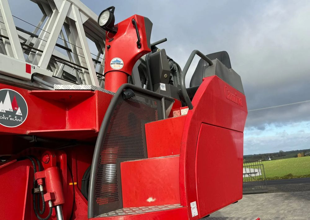 Vatrogasni kamion Renault Midlum 210: slika 18