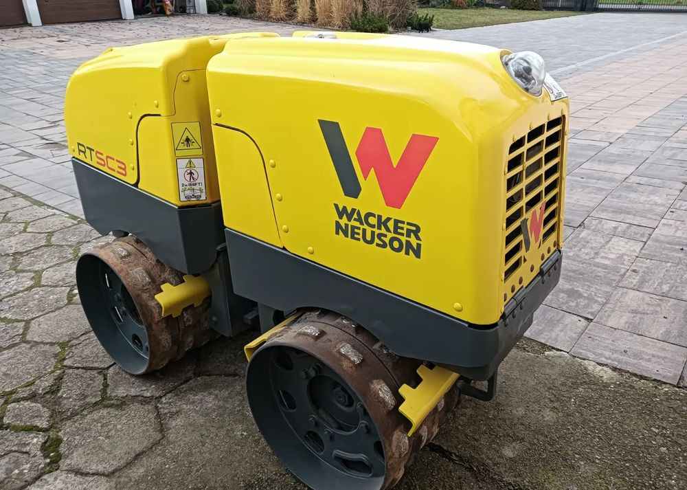 Wacker Neuson RTSC3 - Mini valjak: slika 2 Wacker Neuson RTSC3 - Mini valjak: slika 2