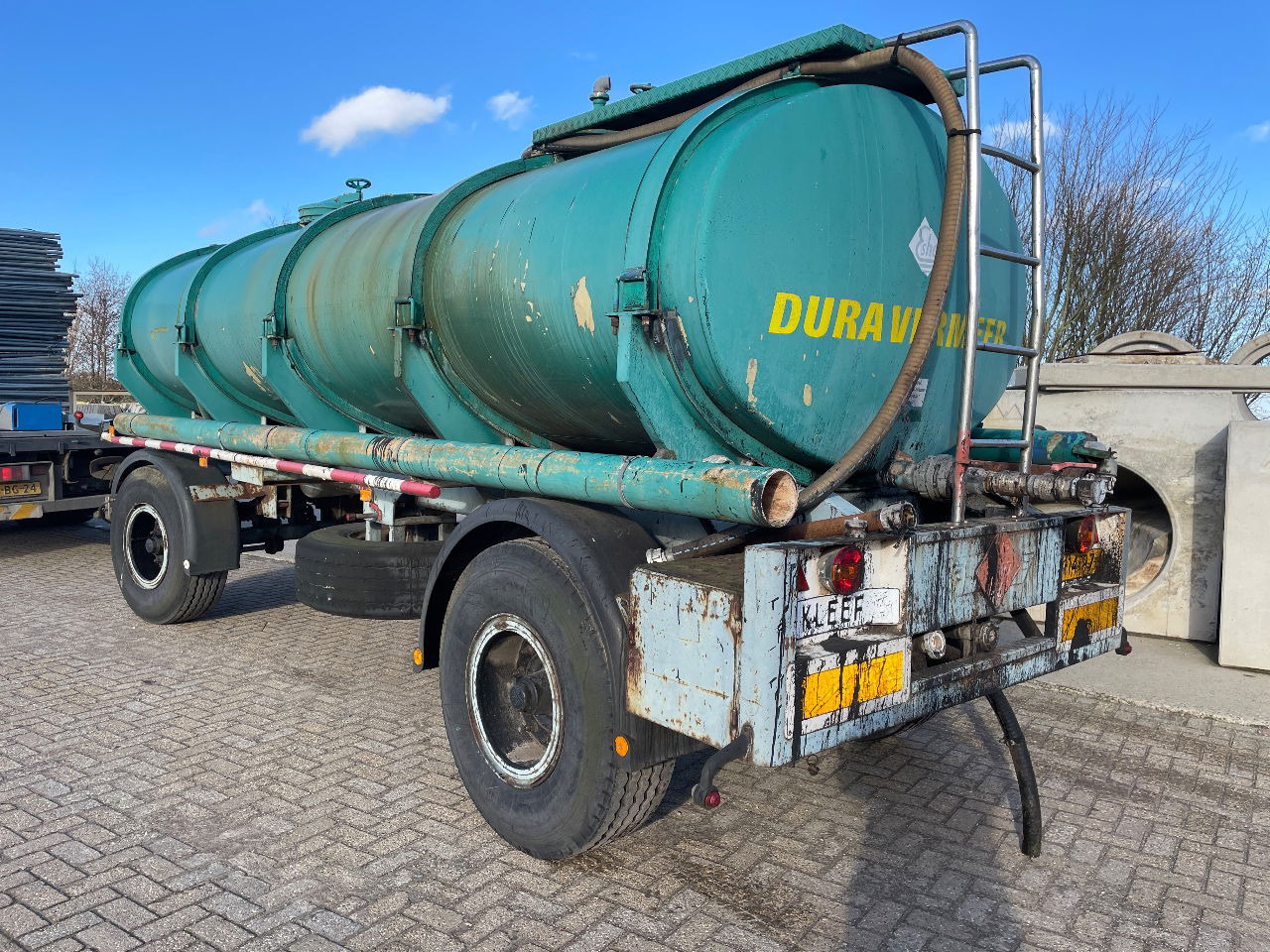 Burg Bitumen tank inox 14.000L - Prikolica cisterna: slika 2 Burg Bitumen tank inox 14.000L - Prikolica cisterna: slika 2