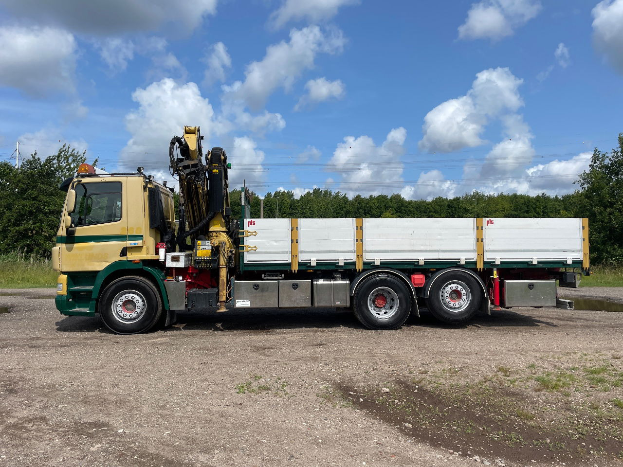 DAF CF 85.360 CF with Palfinger PK26002 with jib crane - Kamion sa dizalicom: slika 4 DAF CF 85.360 CF with Palfinger PK26002 with jib crane - Kamion sa dizalicom: slika 4