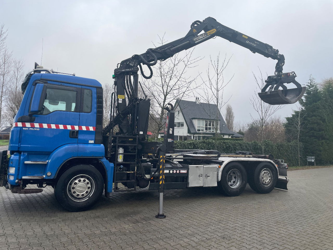 MAN TGS 26.360 with palfinger Z crane, remote controled crane - Kamion za prevoz kontejnera/ Kamion sa promenjivim sandukom, Kamion sa dizalicom: slika 1 MAN TGS 26.360 with palfinger Z crane, remote controled crane - Kamion za prevoz kontejnera/ Kamion sa promenjivim sandukom, Kamion sa dizalicom: slika 1
