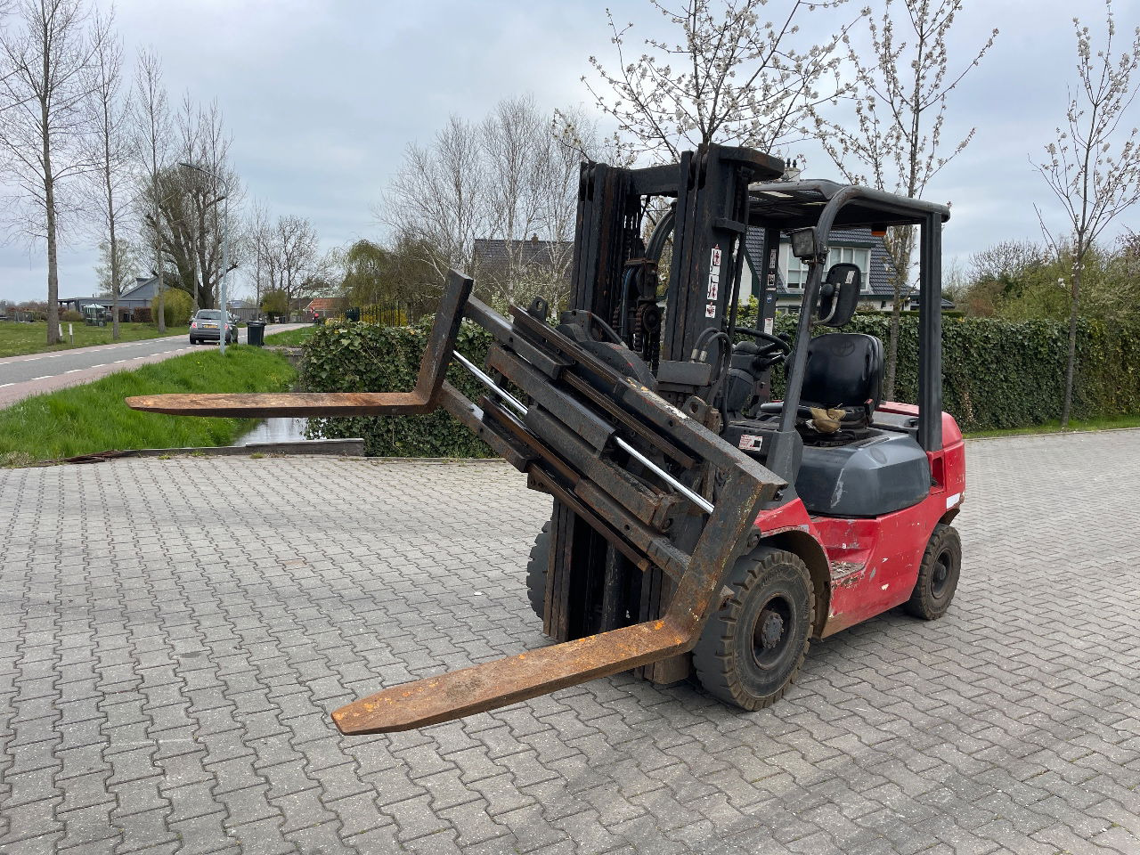 Toyota 62 7FDF25 2.5 ton diesel triplo vorkversteller rotator - Viljuškar: slika 1 Toyota 62 7FDF25 2.5 ton diesel triplo vorkversteller rotator - Viljuškar: slika 1