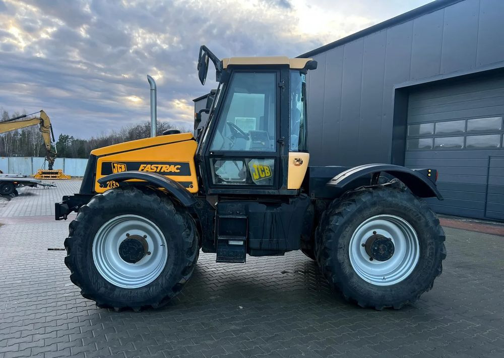 JCB FASTRAC 2135 - Traktor: slika 2 JCB FASTRAC 2135 - Traktor: slika 2