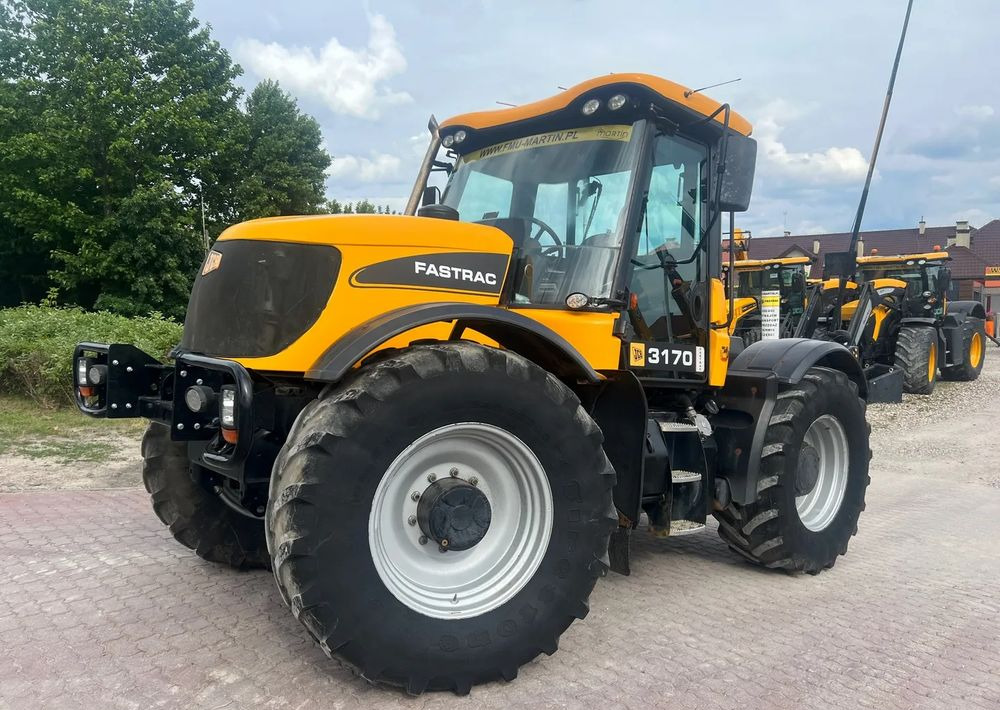 JCB Fastrac 3170 Plus - Traktor: slika 2 JCB Fastrac 3170 Plus - Traktor: slika 2