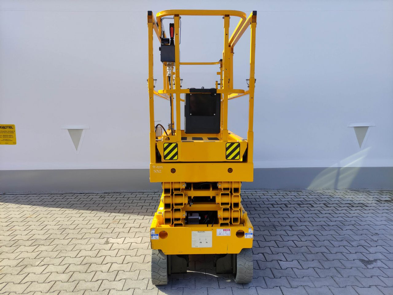 Haulotte Compact 10N - Lift u obliku makaza: slika 3 Haulotte Compact 10N - Lift u obliku makaza: slika 3