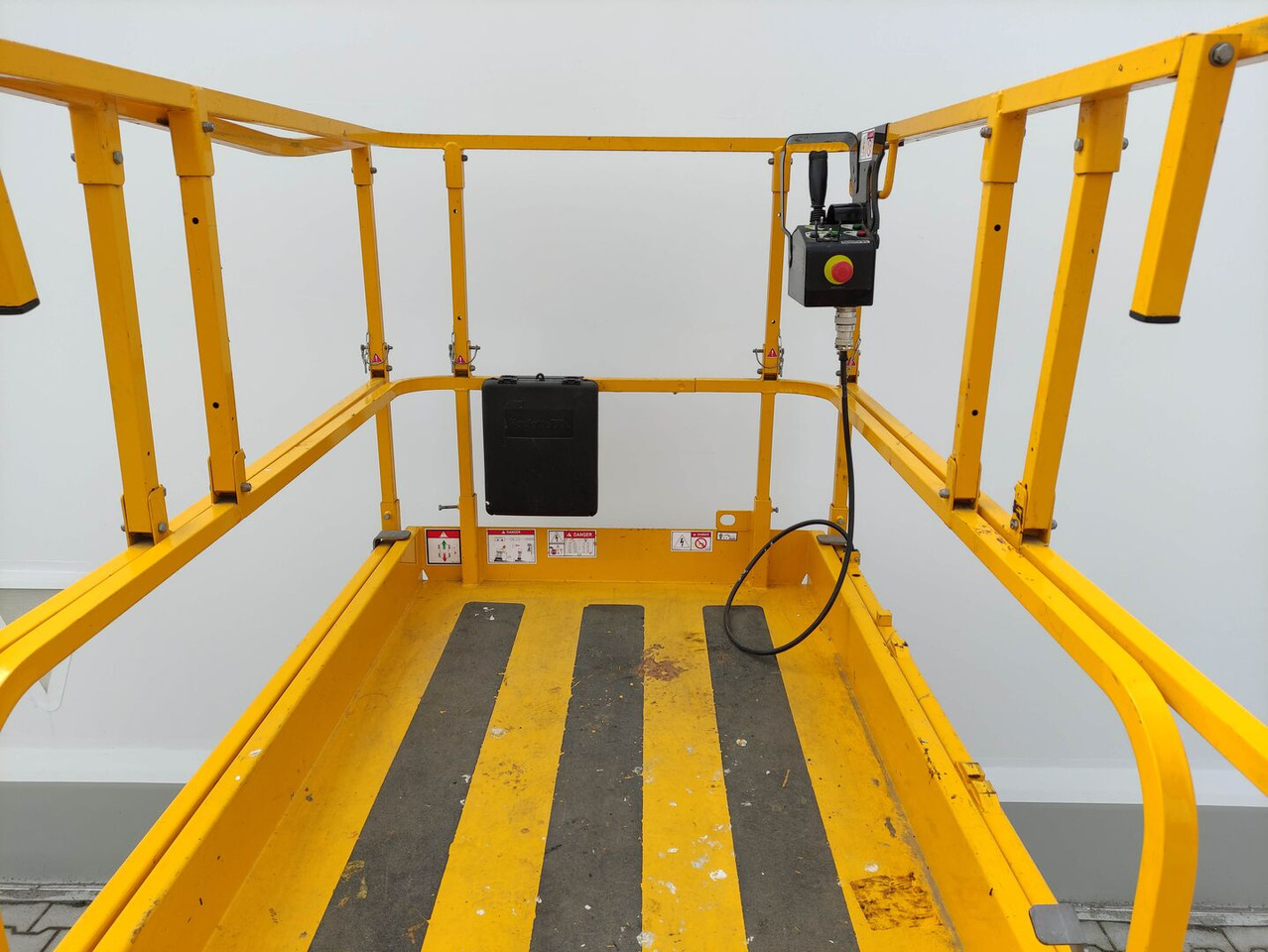 Haulotte Compact14 - Lift u obliku makaza: slika 5 Haulotte Compact14 - Lift u obliku makaza: slika 5