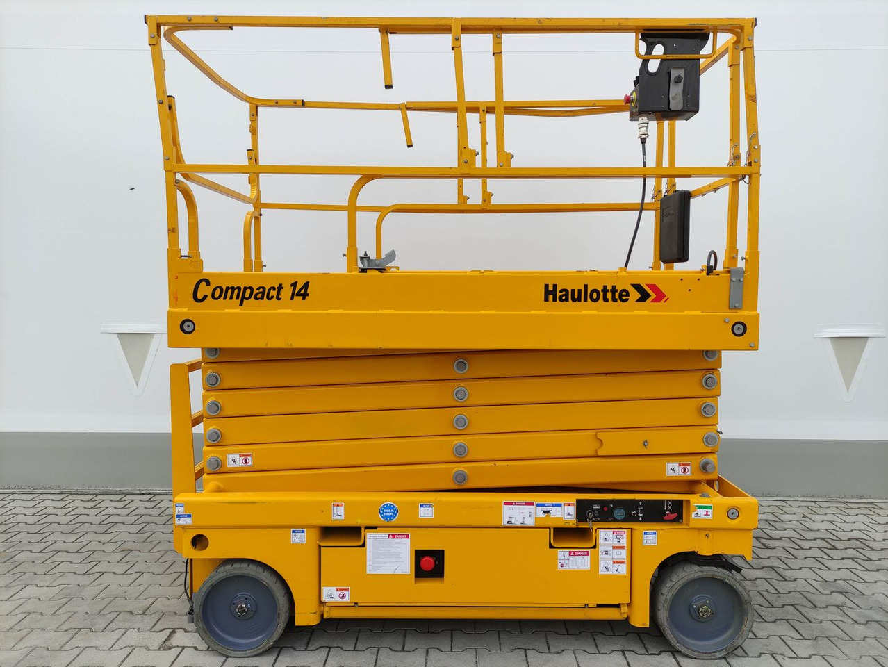 Haulotte Compact14 - Lift u obliku makaza: slika 2 Haulotte Compact14 - Lift u obliku makaza: slika 2