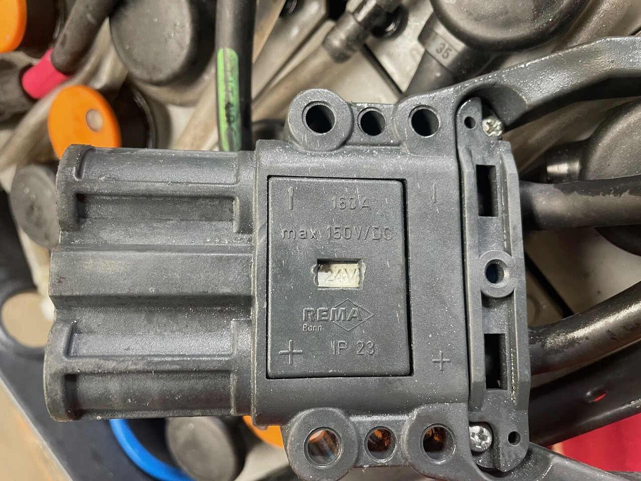 Hawker 24 Volt I 3 PZS 375 - Baterija za Oprema za rukovanje materijalima: slika 4 Hawker 24 Volt I 3 PZS 375 - Baterija za Oprema za rukovanje materijalima: slika 4