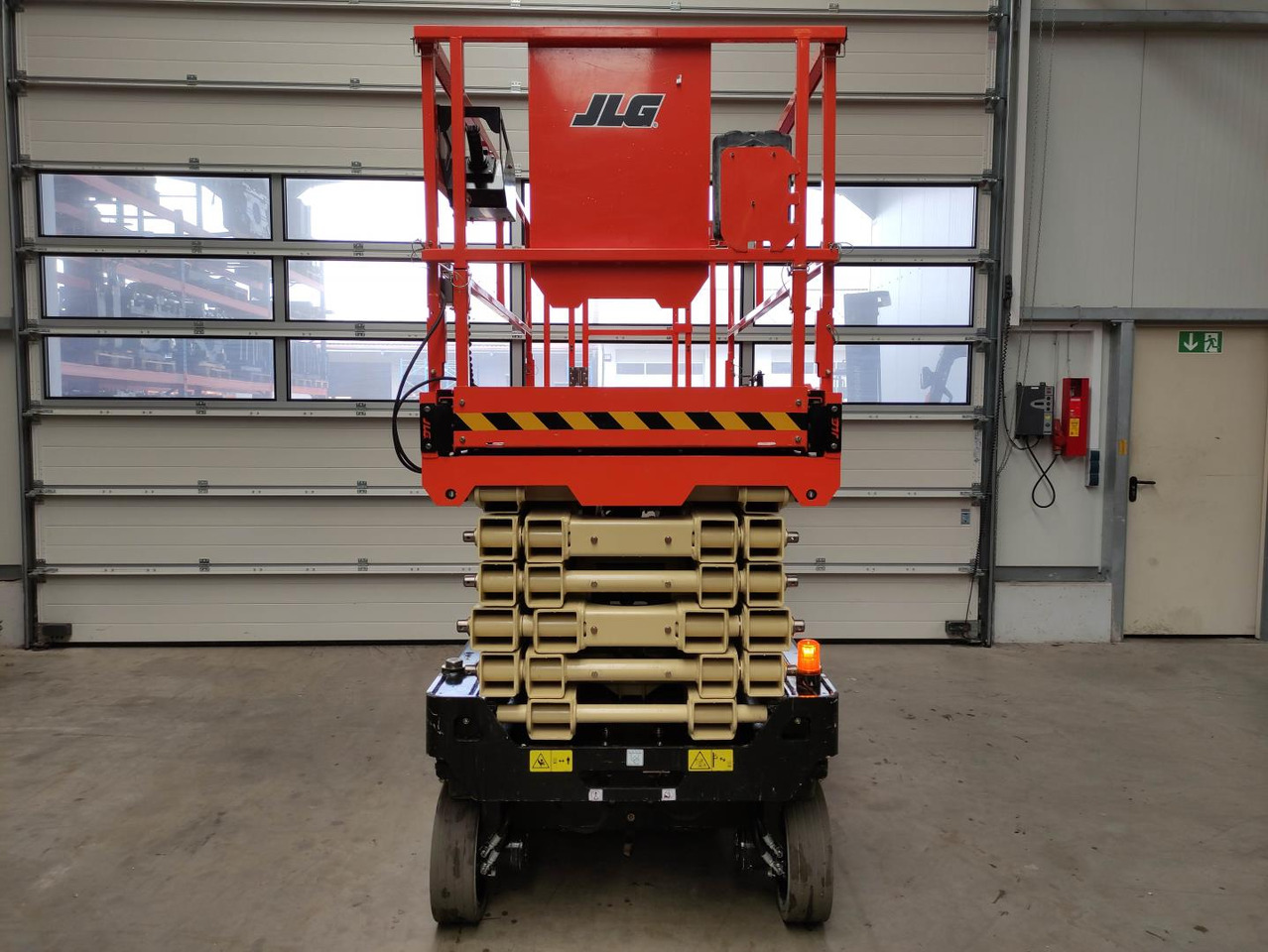 JLG 4045R - Lift u obliku makaza: slika 3 JLG 4045R - Lift u obliku makaza: slika 3