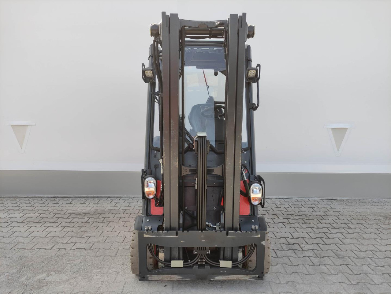 Linde E20PH-02-EVO-386 - Električni viljuškar: slika 3 Linde E20PH-02-EVO-386 - Električni viljuškar: slika 3