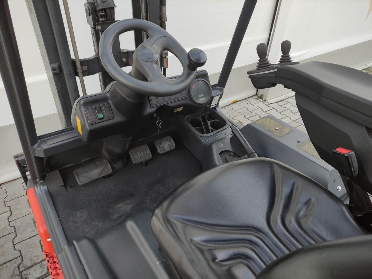 Linde E30-336-03 (LACK NEU) - Električni viljuškar: slika 5 Linde E30-336-03 (LACK NEU) - Električni viljuškar: slika 5