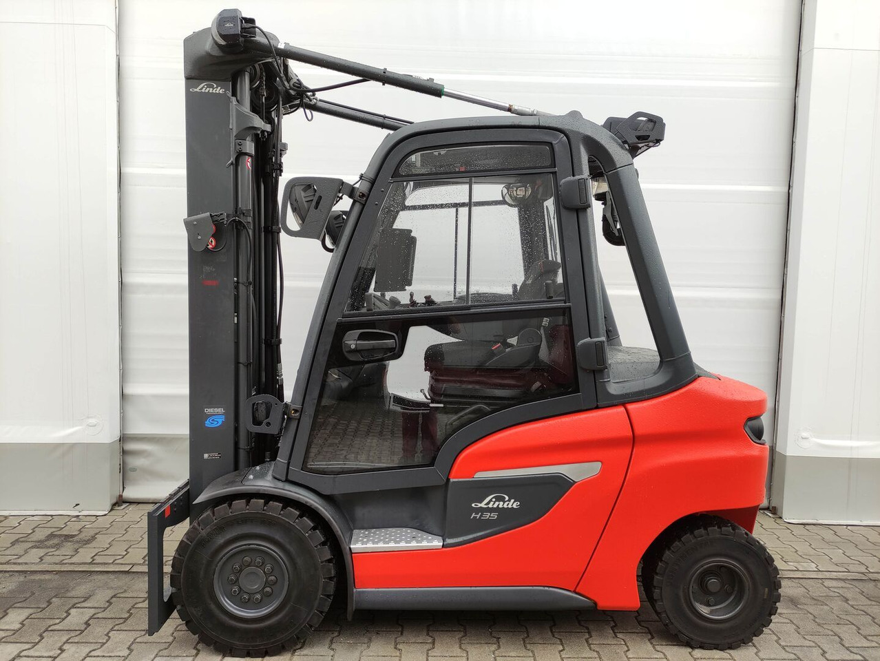 Linde H35D-01-120 (LACK NEU) - Dizel viljuškar: slika 1 Linde H35D-01-120 (LACK NEU) - Dizel viljuškar: slika 1