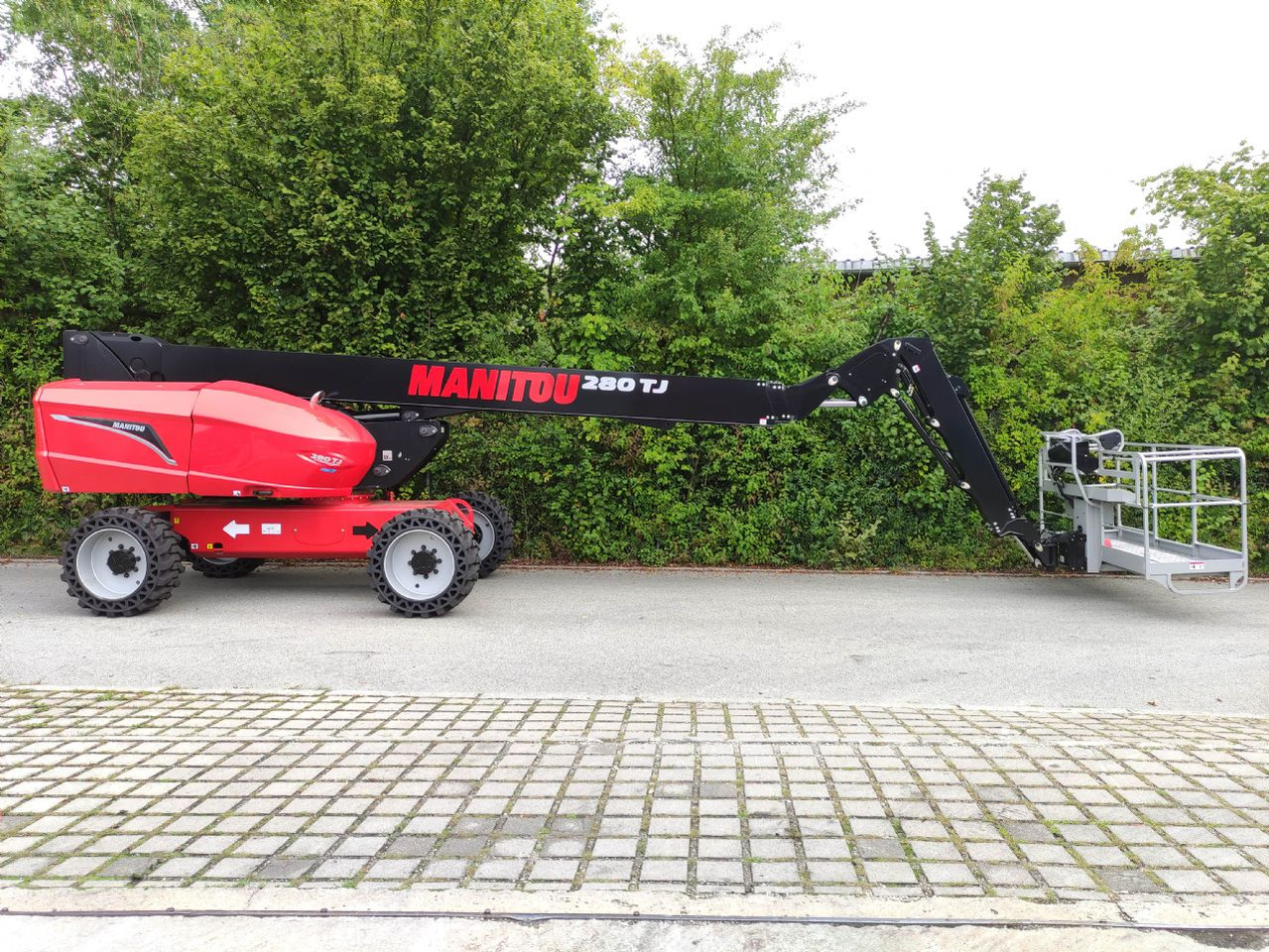 Manitou 280 TJ ST5 S1 - Zglobna platforma: slika 2 Manitou 280 TJ ST5 S1 - Zglobna platforma: slika 2