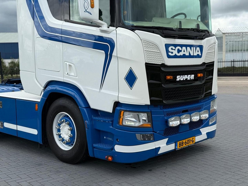 Scania R450 SHOW TRUCK, INTERIOR, STEERING, RETARDER, 570.000 KM. - Tegljač: slika 5 Scania R450 SHOW TRUCK, INTERIOR, STEERING, RETARDER, 570.000 KM. - Tegljač: slika 5