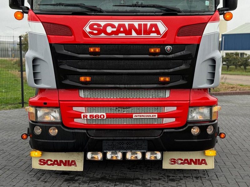Scania R560 V8 SHOW, TOP, LEREN STOELEN, RETARDER, HANDGESCHAKELD. - Tegljač: slika 5 Scania R560 V8 SHOW, TOP, LEREN STOELEN, RETARDER, HANDGESCHAKELD. - Tegljač: slika 5