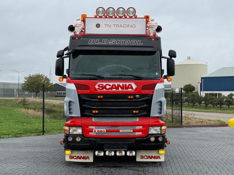 Scania R560 V8 SHOW, TOP, LEREN STOELEN, RETARDER, HANDGESCHAKELD. - Tegljač: slika 2 Scania R560 V8 SHOW, TOP, LEREN STOELEN, RETARDER, HANDGESCHAKELD. - Tegljač: slika 2