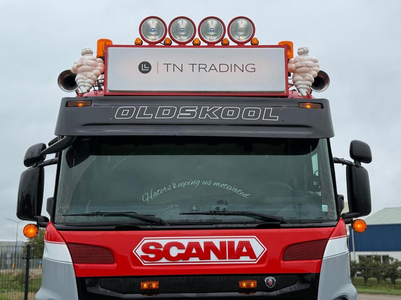 Scania R560 V8 SHOW, TOP, LEREN STOELEN, RETARDER, HANDGESCHAKELD. - Tegljač: slika 4 Scania R560 V8 SHOW, TOP, LEREN STOELEN, RETARDER, HANDGESCHAKELD. - Tegljač: slika 4