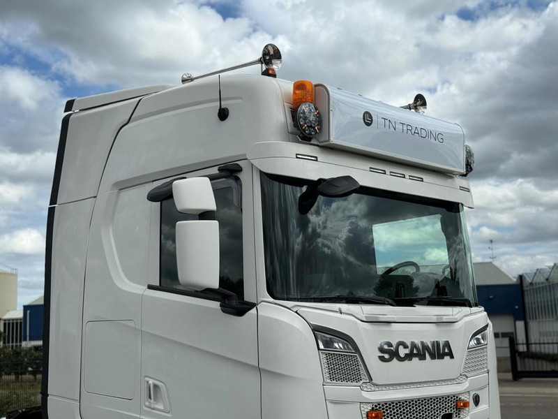 Scania R580 V8 NGS 3.15WB, RETARDER, VOLLUCHT, LEER, LED, KING OF THE ROAD. - Tegljač: slika 2 Scania R580 V8 NGS 3.15WB, RETARDER, VOLLUCHT, LEER, LED, KING OF THE ROAD. - Tegljač: slika 2