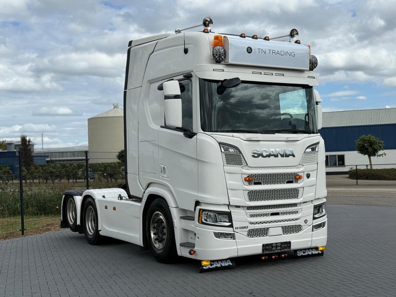 Scania R580 V8 NGS 3.15WB, RETARDER, VOLLUCHT, LEER, LED, KING OF THE ROAD. - Tegljač: slika 1 Scania R580 V8 NGS 3.15WB, RETARDER, VOLLUCHT, LEER, LED, KING OF THE ROAD. - Tegljač: slika 1