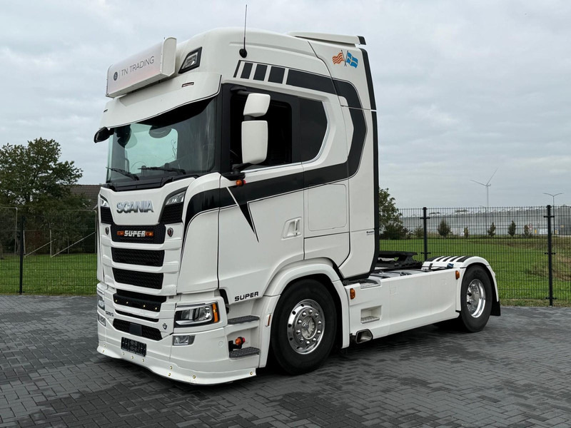 Scania S520 V8 NGS FULL SPOILER, PARK COOLER, FULL AIR, RETARDER, 6 BALLOONS. - Tegljač: slika 3 Scania S520 V8 NGS FULL SPOILER, PARK COOLER, FULL AIR, RETARDER, 6 BALLOONS. - Tegljač: slika 3