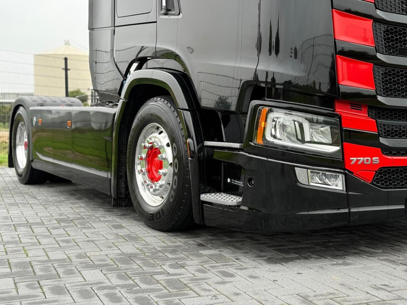 Scania S770 VOLLUCHT, LEER, RETARDER, 2 TANKS, PARK COOL. - Tegljač: slika 2 Scania S770 VOLLUCHT, LEER, RETARDER, 2 TANKS, PARK COOL. - Tegljač: slika 2