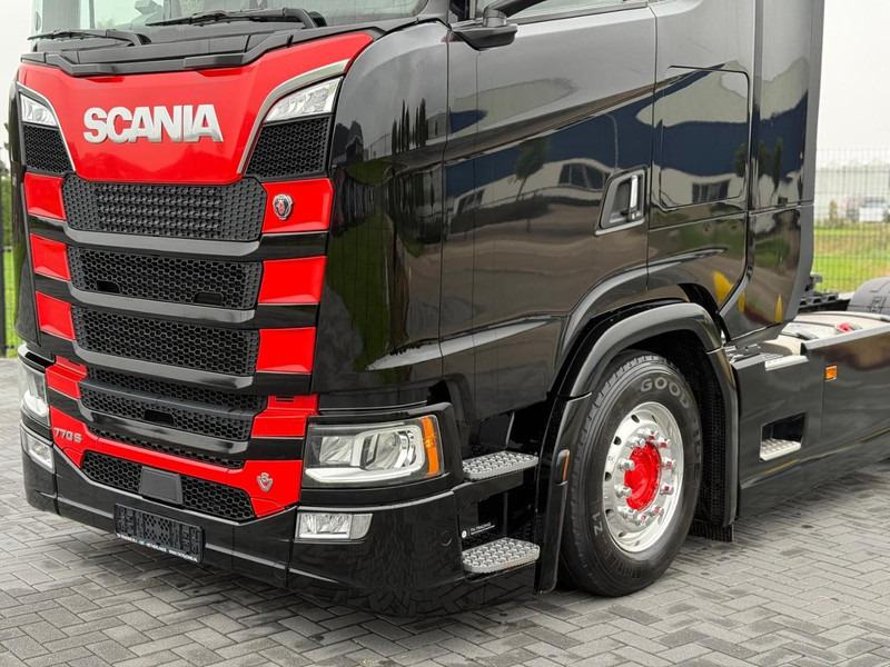 Scania S770 VOLLUCHT, LEER, RETARDER, 2 TANKS, PARK COOL. - Tegljač: slika 5 Scania S770 VOLLUCHT, LEER, RETARDER, 2 TANKS, PARK COOL. - Tegljač: slika 5