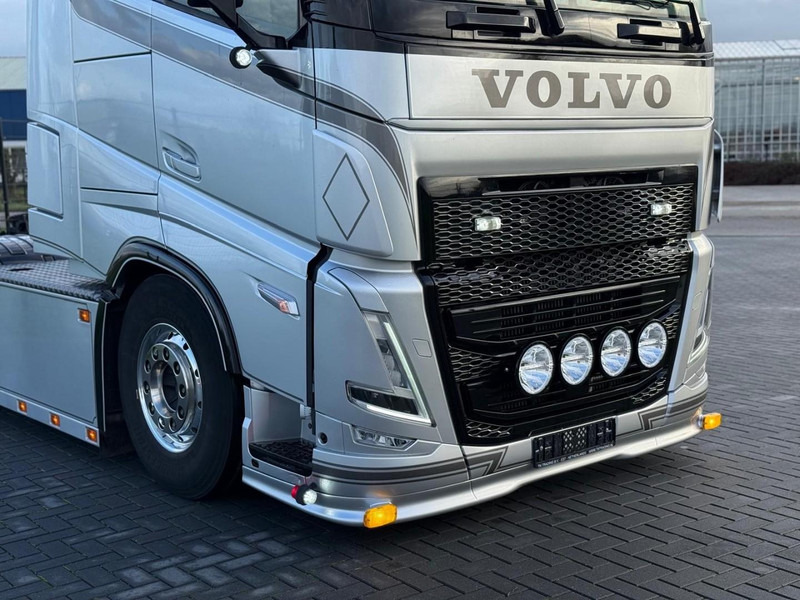 Volvo FH 13.460XL SHOW, ALCOA, INTERIEUR, ALS NIEUW, PUSHER, TOP. - Tegljač: slika 5 Volvo FH 13.460XL SHOW, ALCOA, INTERIEUR, ALS NIEUW, PUSHER, TOP. - Tegljač: slika 5