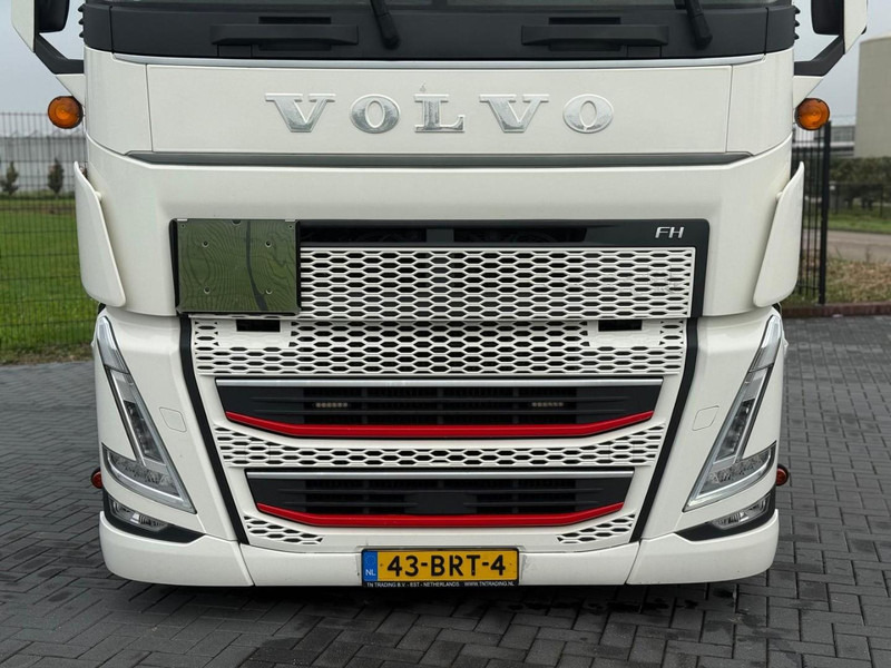 Volvo FH 13.460XL Turbocompound, leer, vollucht, 2 tanks, dubbel glas, vol spoiler. - Tegljač: slika 5 Volvo FH 13.460XL Turbocompound, leer, vollucht, 2 tanks, dubbel glas, vol spoiler. - Tegljač: slika 5