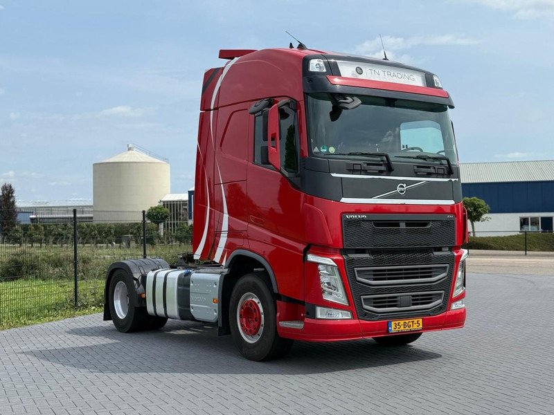 Volvo FH13.420 ADR, SMART TACHO 2, NL TRUCK, ALCOA, STEEL/AIR, PERFECT CONDITION, 2X TANK. - Tegljač: slika 1 Volvo FH13.420 ADR, SMART TACHO 2, NL TRUCK, ALCOA, STEEL/AIR, PERFECT CONDITION, 2X TANK. - Tegljač: slika 1
