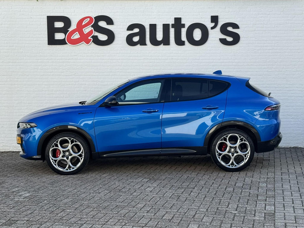 Alfa Romeo Tonale-1.5T Hybrid Edizione Speciale Stoelventilatie/ verwarming Climate control Apple Carplay Android Leder - SUV: slika 4 Alfa Romeo Tonale-1.5T Hybrid Edizione Speciale Stoelventilatie/ verwarming Climate control Apple Carplay Android Leder - SUV: slika 4