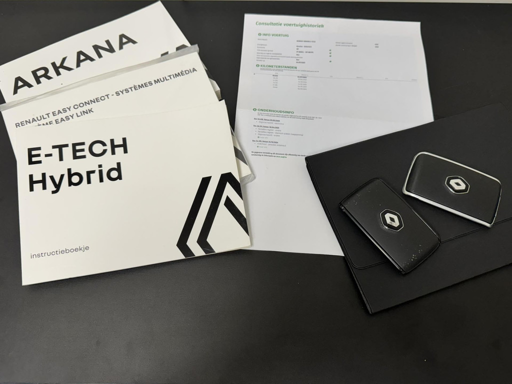 Renault Arkana-1.6 E-Tech hybrid 145 E-Tech engineered R.S. Line Adaptive cruise Climate control Stoel- / stuurverwarming Full LED - SUV: slika 3 Renault Arkana-1.6 E-Tech hybrid 145 E-Tech engineered R.S. Line Adaptive cruise Climate control Stoel- / stuurverwarming Full LED - SUV: slika 3