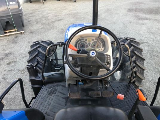 New Holland TL100A Tracteur - Traktor: slika 4 New Holland TL100A Tracteur - Traktor: slika 4