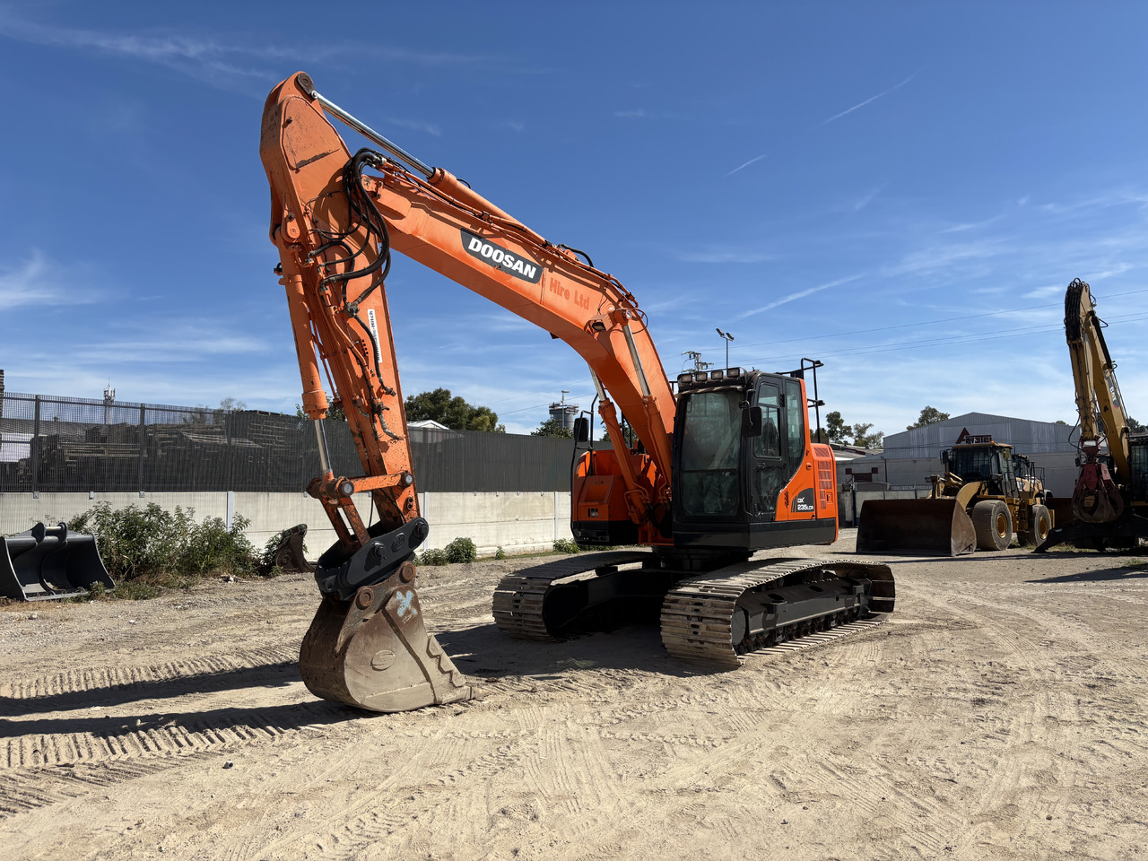 DOOSAN DX235LCR - Bager guseničar: slika 1 DOOSAN DX235LCR - Bager guseničar: slika 1