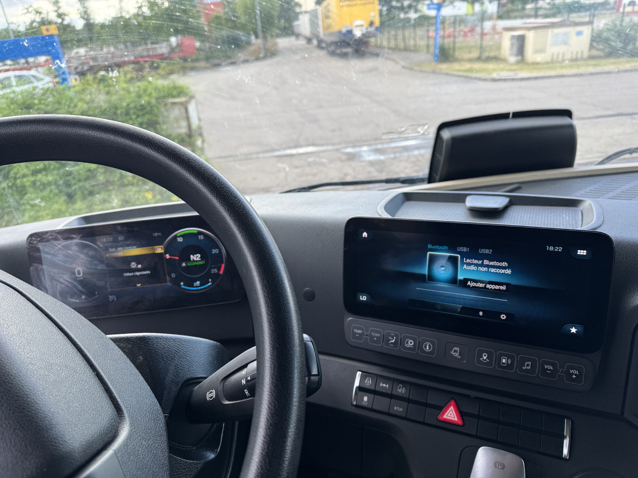 Kamion sa ceradom MERCEDES-BENZ Actros: slika 9 Kamion sa ceradom MERCEDES-BENZ Actros: slika 9