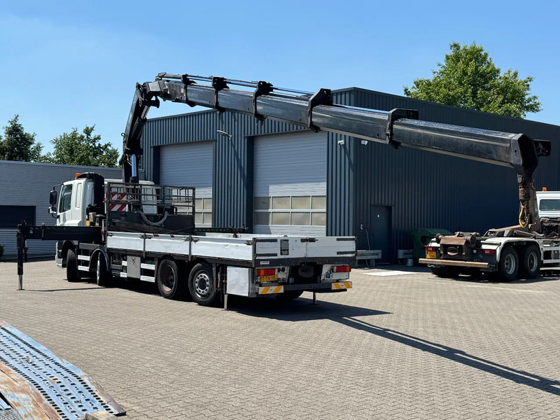 DAF CF 85.360 8x2*6 HIAB 42T/m Crane - Kamion sa dizalicom: slika 3 DAF CF 85.360 8x2*6 HIAB 42T/m Crane - Kamion sa dizalicom: slika 3