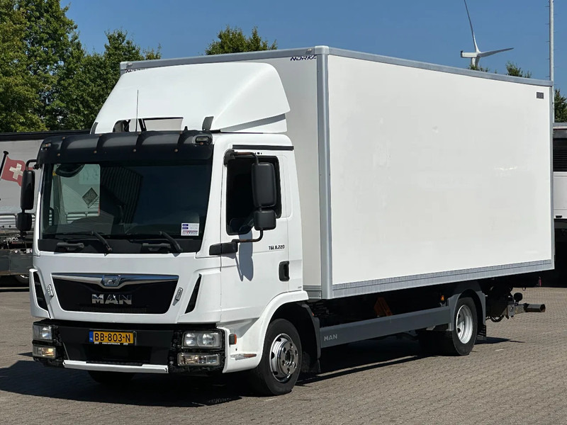 MAN TGL 8.220 4x2 Gesloten Opbouw / Laadklep / Euro 6 - Kamion sa zatvorenim sandukom: slika 1 MAN TGL 8.220 4x2 Gesloten Opbouw / Laadklep / Euro 6 - Kamion sa zatvorenim sandukom: slika 1
