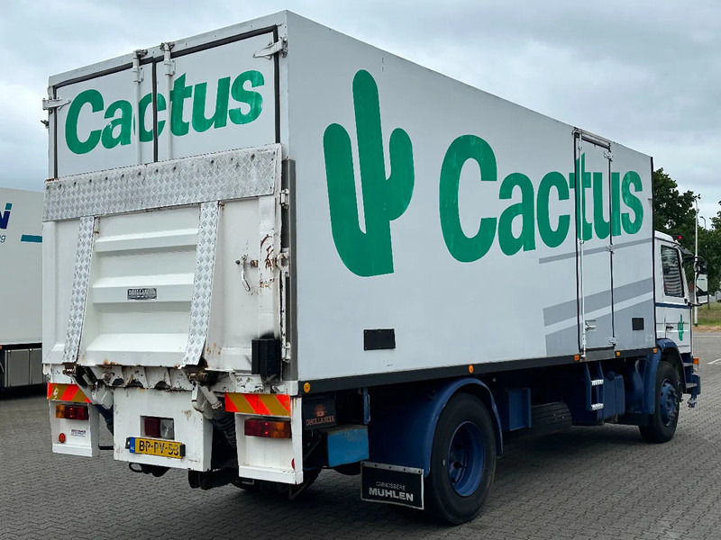 Scania 82M 4X2 Full Steel - Closed Iso Box / Manual *NL-Truck* - Kamion sa zatvorenim sandukom: slika 3 Scania 82M 4X2 Full Steel - Closed Iso Box / Manual *NL-Truck* - Kamion sa zatvorenim sandukom: slika 3