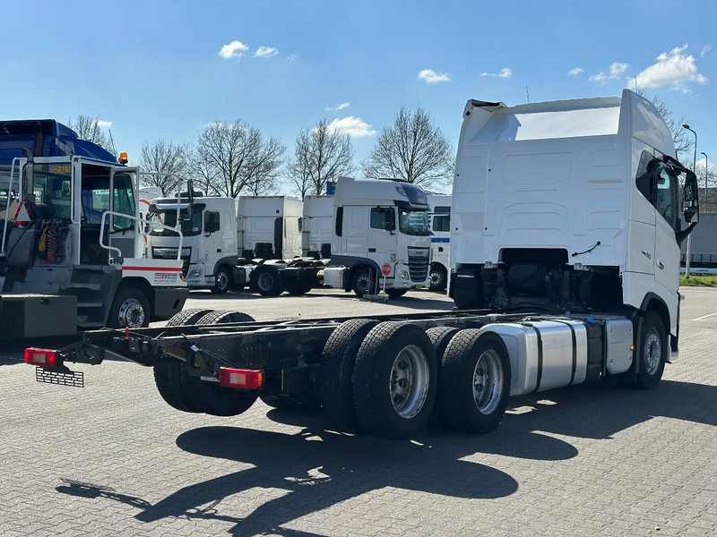 Volvo FH 16.650 6x2 Chassis Retarder Euro 6 WB 4.30 Full Air - Kamion sa golom šasijom i zatvorenom kabinom: slika 3 Volvo FH 16.650 6x2 Chassis Retarder Euro 6 WB 4.30 Full Air - Kamion sa golom šasijom i zatvorenom kabinom: slika 3