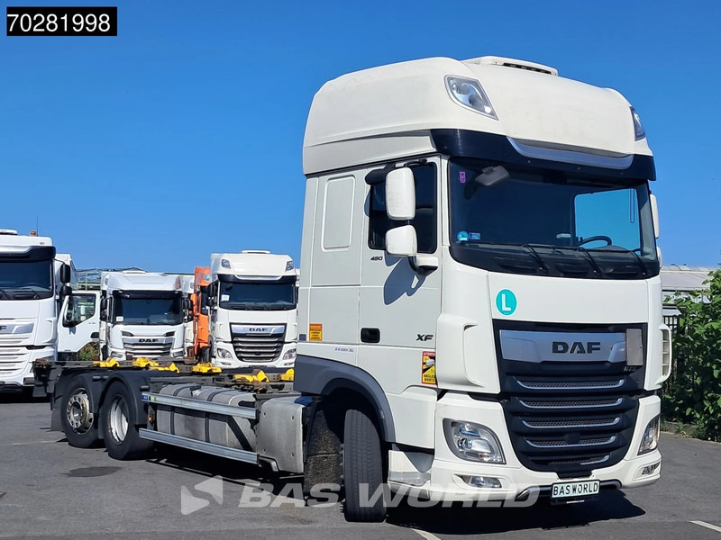 DAF XF 480 6X2 SSC Retarder 2x Tanks Lift+Lenkachse Standklima ACC LED - Kamion za prevoz kontejnera/ Kamion sa promenjivim sandukom: slika 3 DAF XF 480 6X2 SSC Retarder 2x Tanks Lift+Lenkachse Standklima ACC LED - Kamion za prevoz kontejnera/ Kamion sa promenjivim sandukom: slika 3