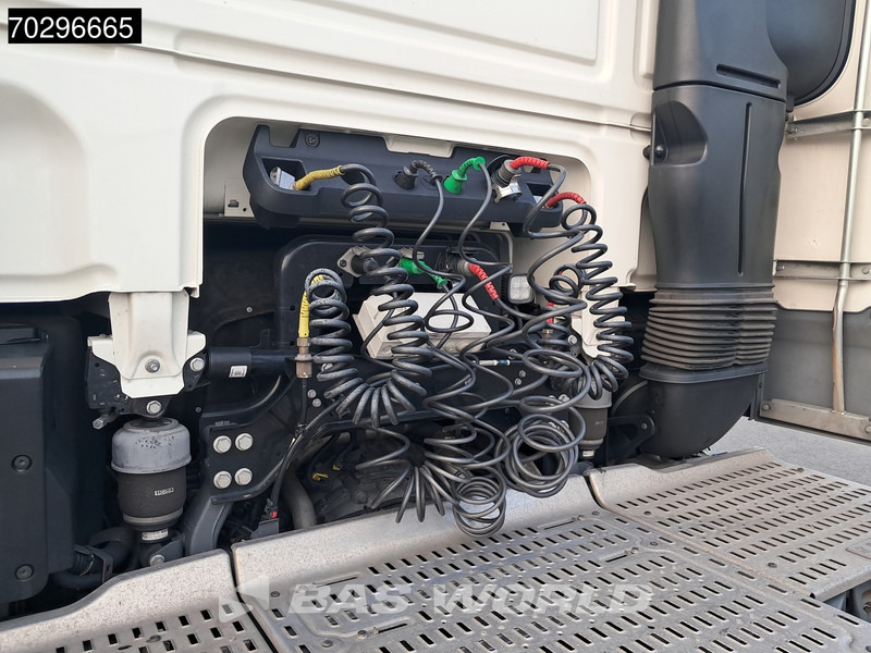 DAF XF 480 4X2 SSC Retarder 2xTanks ACC LED Standklima Euro 6 - Tegljač: slika 5 DAF XF 480 4X2 SSC Retarder 2xTanks ACC LED Standklima Euro 6 - Tegljač: slika 5