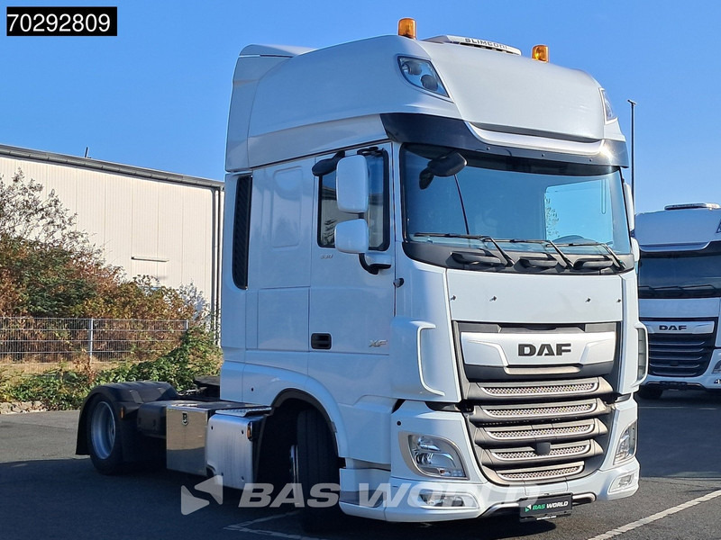 DAF XF 530 4X2 Mega SSC Retarder 2xTanks ACC Standklima Euro 6 - Tegljač: slika 3 DAF XF 530 4X2 Mega SSC Retarder 2xTanks ACC Standklima Euro 6 - Tegljač: slika 3