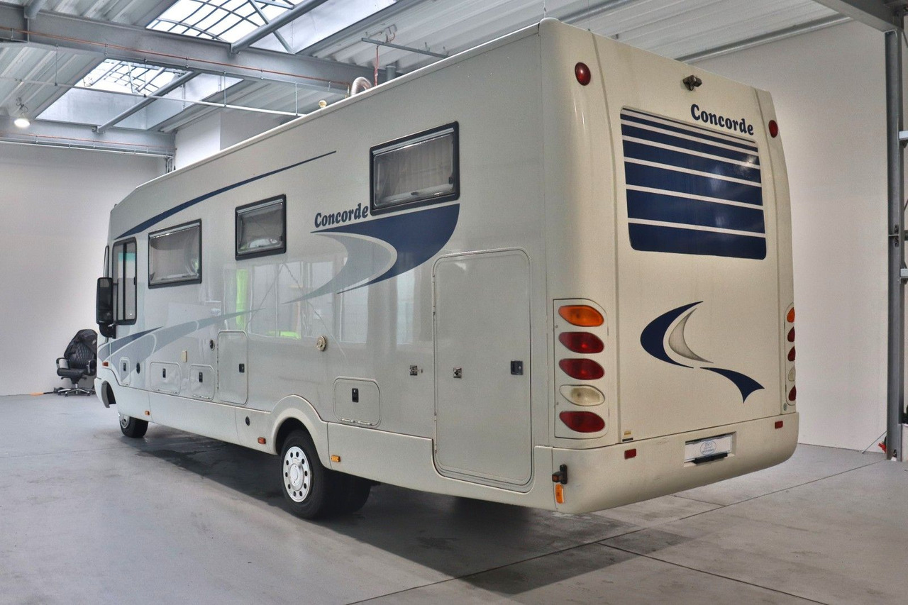 Concorde Charisma I 880 F/Automatik/Festbett/Klima/Solar Concorde Charisma I 880 F/Automatik/Festbett/Klima/Solar - Integrisani kamper: slika 3 Concorde Charisma I 880 F/Automatik/Festbett/Klima/Solar Concorde Charisma I 880 F/Automatik/Festbett/Klima/Solar - Integrisani kamper: slika 3