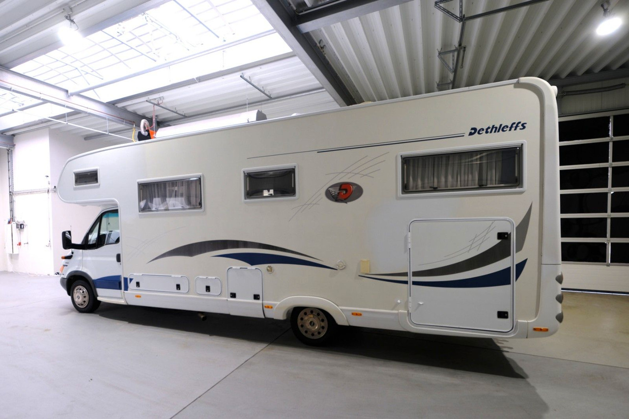 Dethleffs Globetrotter A 8000 XXL/Festbett/Garage/Solar - Alkoven kamper: slika 4 Dethleffs Globetrotter A 8000 XXL/Festbett/Garage/Solar - Alkoven kamper: slika 4