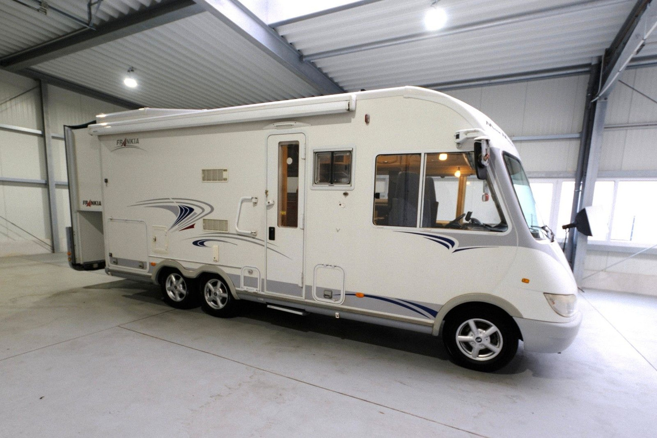 Frankia I 650 QS HolidayClass/Festbett+Hubbett/Klima/DPF - Integrisani kamper: slika 2 Frankia I 650 QS HolidayClass/Festbett+Hubbett/Klima/DPF - Integrisani kamper: slika 2