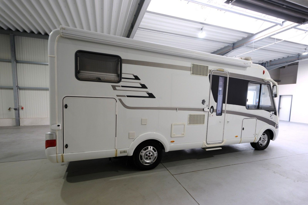 HYMER / ERIBA / HYMERCAR B 594 PL/Automatik/Festbett+Hubbett/2xKlima/TOP - Integrisani kamper: slika 5 HYMER / ERIBA / HYMERCAR B 594 PL/Automatik/Festbett+Hubbett/2xKlima/TOP - Integrisani kamper: slika 5
