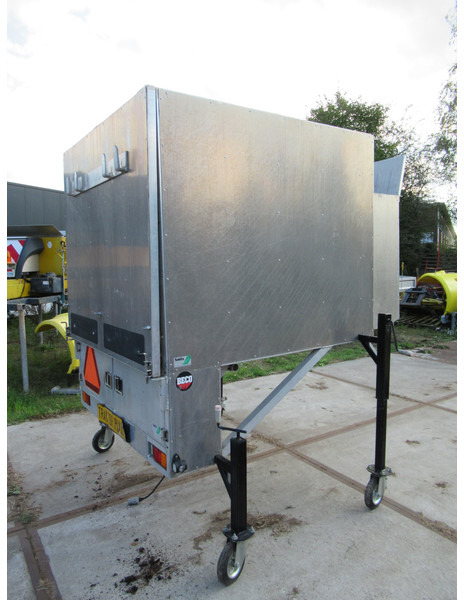 Beco Aluminium Opbouw Veegvuil - Kabina i enterijer za Dostavno vozilo: slika 5 Beco Aluminium Opbouw Veegvuil - Kabina i enterijer za Dostavno vozilo: slika 5