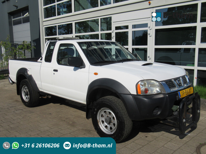 Nissan Navara 2.5 DTi King Cab 4-L.Lux. 1,5CAB PICK-UP - Dostavno vozilo: slika 1 Nissan Navara 2.5 DTi King Cab 4-L.Lux. 1,5CAB PICK-UP - Dostavno vozilo: slika 1