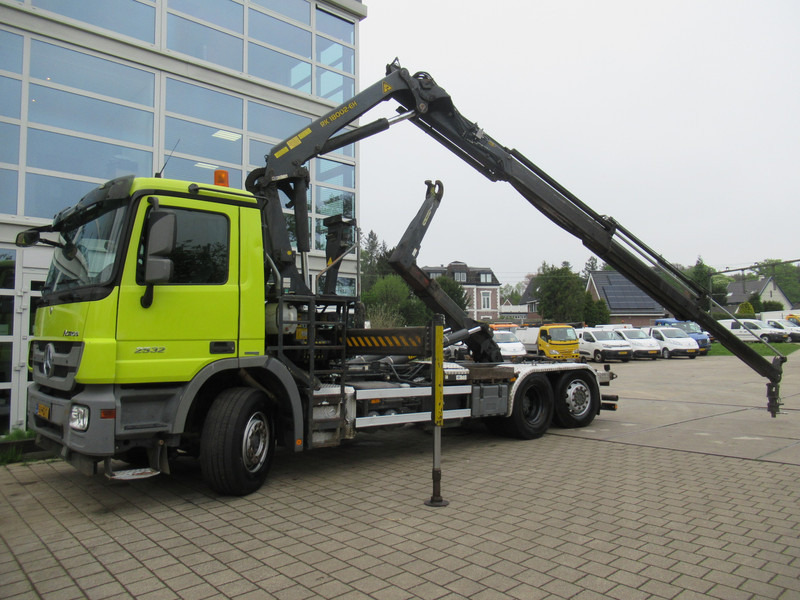 Mercedes-Benz Actros 2532 LTNLA 6X2 Hooklift + Crane, Haak - Kraan - Kamion sa hidrauličnom kukom, Kamion sa dizalicom: slika 2 Mercedes-Benz Actros 2532 LTNLA 6X2 Hooklift + Crane, Haak - Kraan - Kamion sa hidrauličnom kukom, Kamion sa dizalicom: slika 2