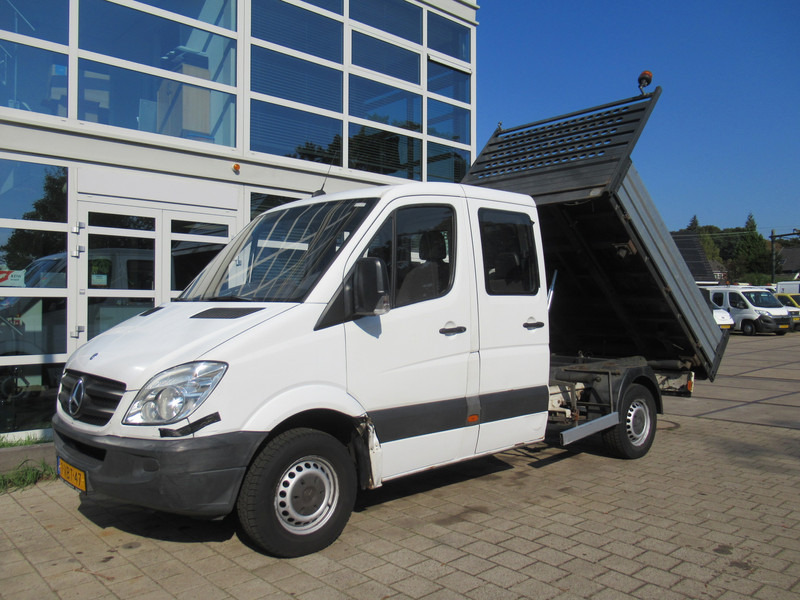 Mercedes-Benz Sprinter 311CDI DOKA Dubbelcabine 3-Z. / S. / W. Kipper Tipper - Dostavno vozilo kiper, Dostavno vozilo sa duplom kabinom: slika 2 Mercedes-Benz Sprinter 311CDI DOKA Dubbelcabine 3-Z. / S. / W. Kipper Tipper - Dostavno vozilo kiper, Dostavno vozilo sa duplom kabinom: slika 2
